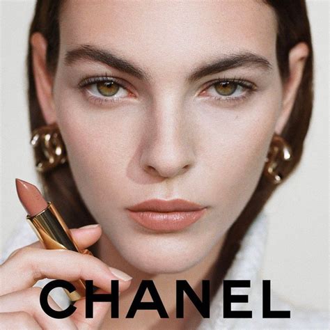 chanel fall winter 2021/22 makeup|chanel makeup collection.